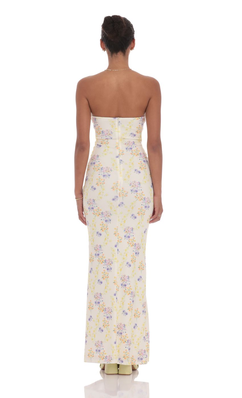 Picture Floral Ribbed Cutout Twist Maxi Dress in Yellow. Source: https://media-img.lucyinthesky.com/data/product-media/850xAUTO/2461f99b-4064-487e-9860-079fb096efc6.jpg