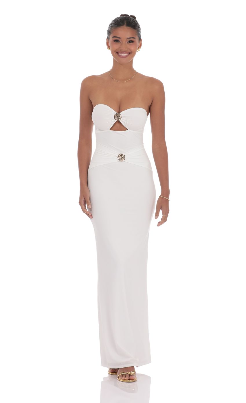 Picture Golden Rose Cutout Maxi Dress in White. Source: https://media-img.lucyinthesky.com/data/product-media/850xAUTO/e71f2b97-2127-4883-b7fb-104abdbe5676.jpg