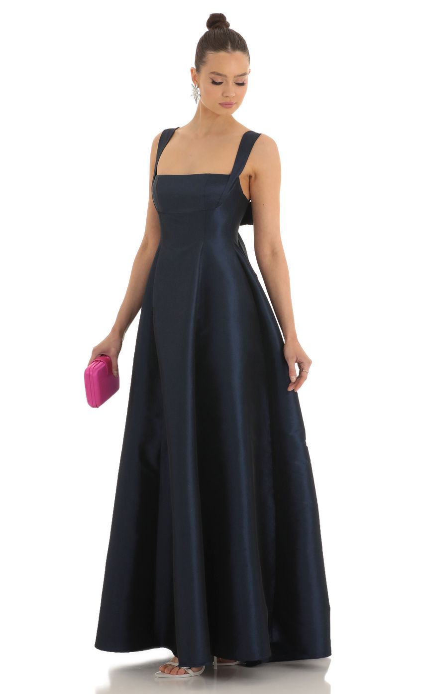 Picture Fit and Flare Maxi Dress in Navy. Source: https://media-img.lucyinthesky.com/data/Feb23/850xAUTO/fbbc4ed7-7336-49ce-a05a-8a967df3563d.jpg